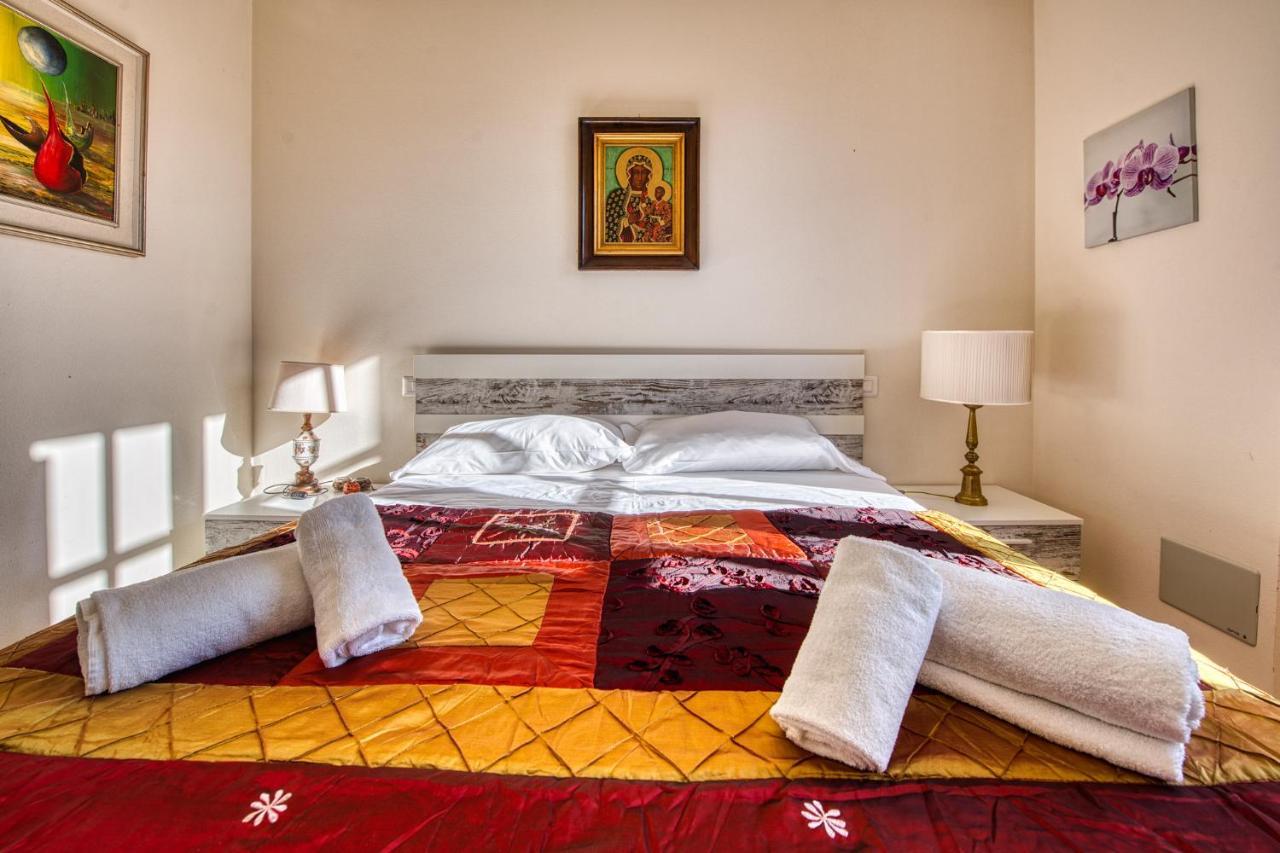 ApartmentsGarda - Corte dei Molini Esterno foto